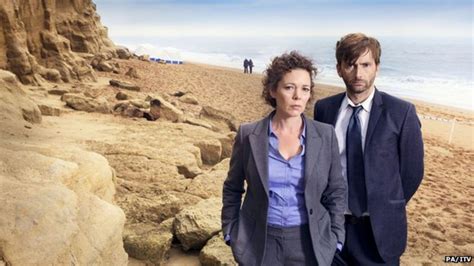 Broadchurch stars to return for third series - BBC News