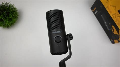 Maono DM30 Review - Gaming Microphone with RGB Lights Under $50