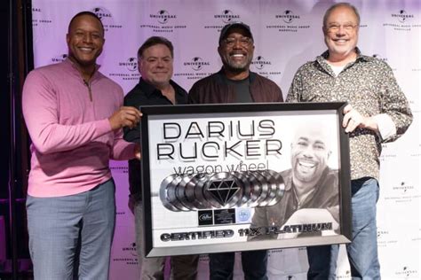 Darius Rucker Goes Down In History With 'Wagon Wheel,' Announces New ...