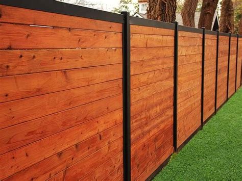 Metal or Wood: Which Privacy Fence Posts are Best? - Wood Post Puller