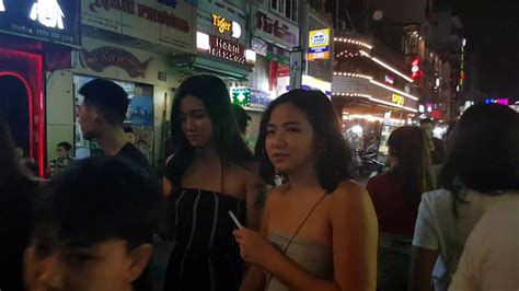 Vietnam Saigon Nightlife 2019 Busy Saturday Night - YouTube