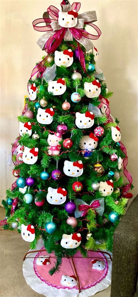 Christmas Tree “Hello Kitty” 🎄💗