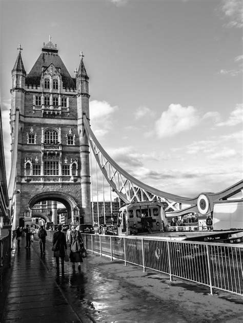 Free stock photo of black and white, london, london bridge