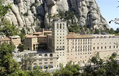 culture - Montserrat Visita