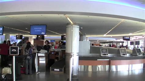 Alaska Airlines' New Terminal 6 at LAX - YouTube