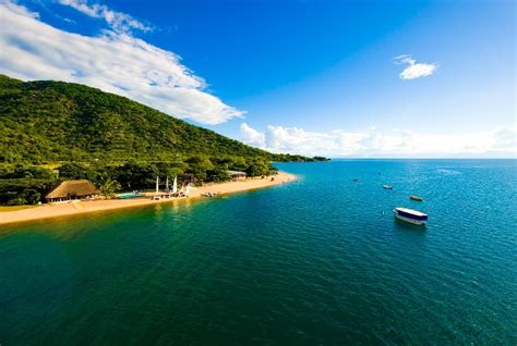 10 Places To Visit In Malawi - TravelTourXP.com