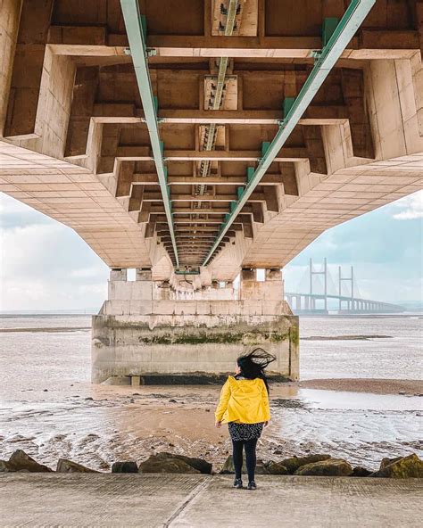 Severn Beach Walk - How To Walk Under The Severn Bridge In Bristol, England!