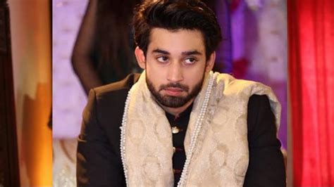 Bilal Abbas Khan Biography, Age, Education, Wife, Dramas - Story.com.pk