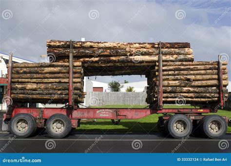 Logging Truck Editorial Stock Image - Image: 33332124