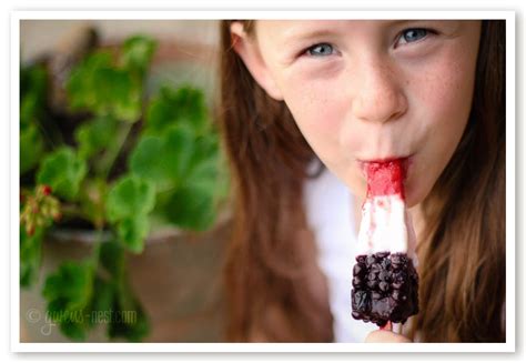 Healthy Rocket Popsicle Recipe - Gwen's Nest