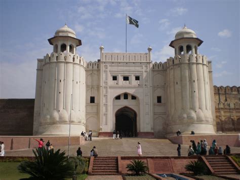 Scenic Pakistan: Pakistan's Best Heritage Site: Lahore Fort