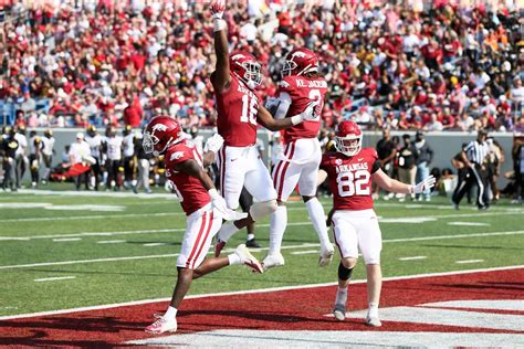 Arkansas adjusts kickoff time for season-opener against Western Carolina