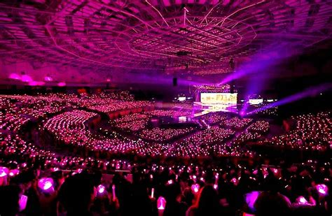 Taeyeon Takes Center Stage: Girls' Generation Star to Hold Solo Concert ...