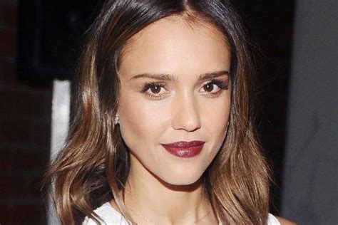 Jessica Alba's Best Lipstick Colors Identified