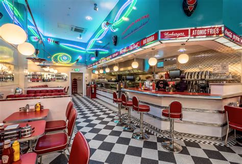 Ed's Easy Diner on Twitter | Vintage diner, Diner aesthetic, Retro diner