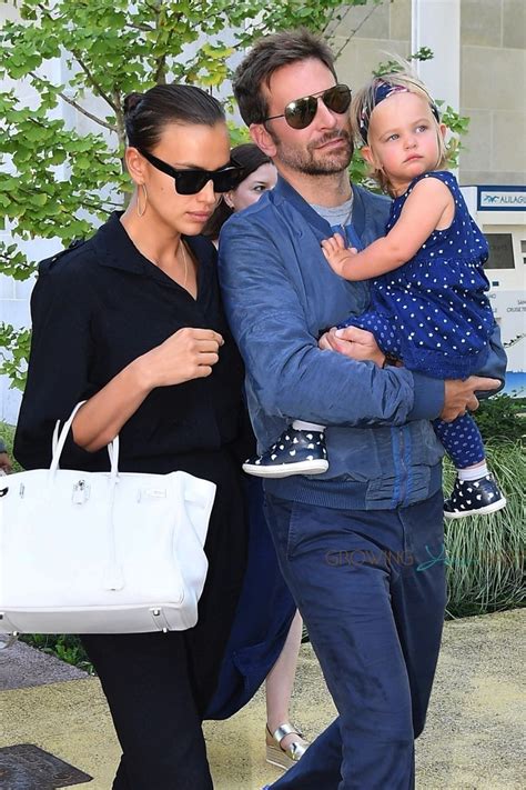 Bradley Cooper and Irina Shayk arrive with their daughter Lea in Venice ...