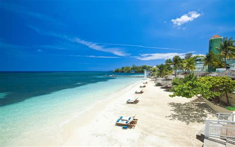 Beaches Ocho Rios Enjoy As A Couple Or With Family - Brides Travel