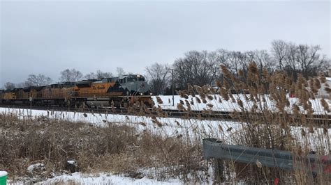 Union Pacific 1989 (rio grande) heritage unit in Geneva Illinois - YouTube