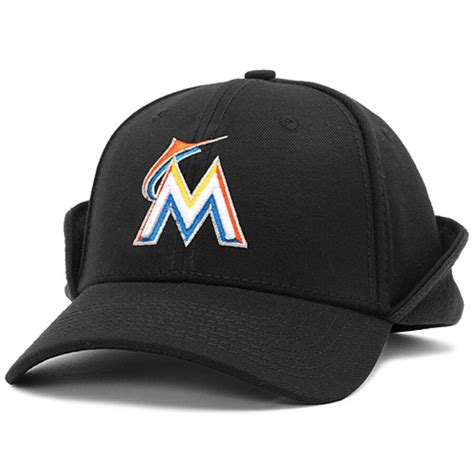 New Era Miami Marlins Black Downflap 39THIRTY Flex Hat