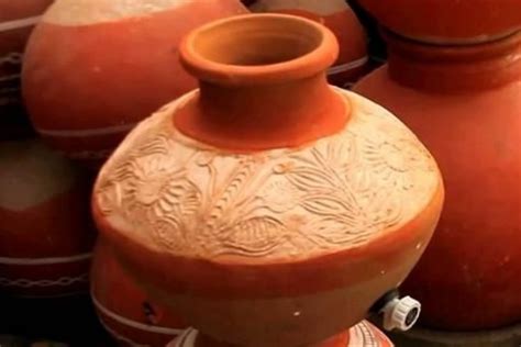 मटके का पानी पीने के फायदे - Clay Pot Water Benefits in hindi