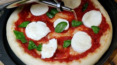 BUFFALO MOZZARELLA PIZZA | Ricette di cucina, Mozzarella di bufala, Ricette