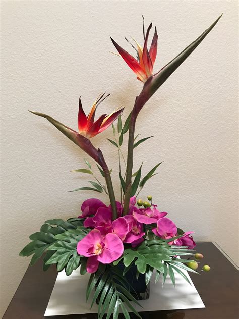 Bird of Paradise | Flower arrangements center pieces, Birds of paradise ...