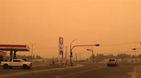 Wildfire threat to Yellowknife 'serious,' parts of city on evacuation alert - CANADA VOICE