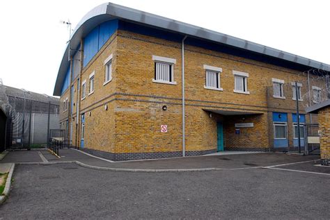 Photos show glimpse inside Chelmsford prison where criminals are kept ...