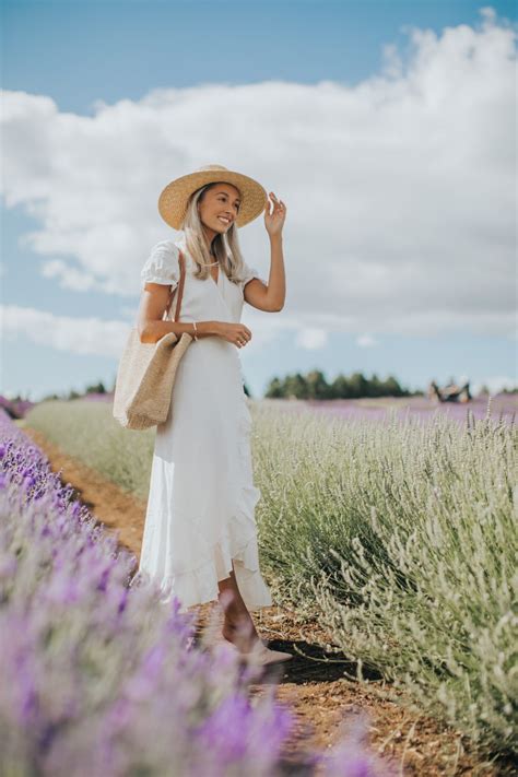 A Day in the Cotswolds Lavender Fields - Fashion Mumblr