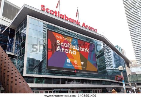 387 Scotiabank Arena Stock Photos, Images & Photography | Shutterstock