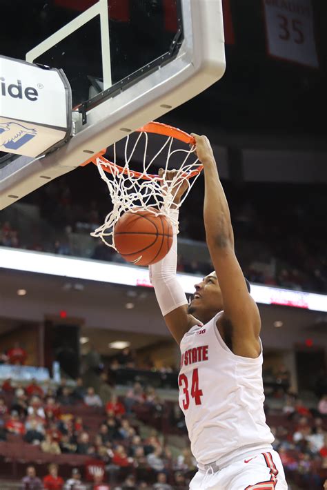 Men’s Basketball: No. 5 Ohio State edges out No. 6 Kentucky 71-65 in ...