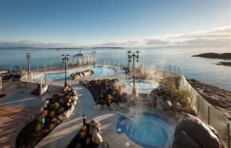 Insider Guide to the 7 Best Luxury Hotels in Victoria, BC | Sand In My Suitcase