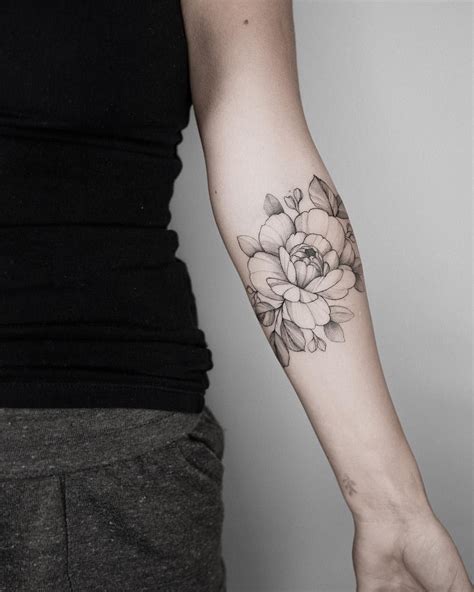 KEITH HANCOCK on Instagram: “Peony” | Floral tattoo, Floral tattoo design, Feminine tattoo sleeves