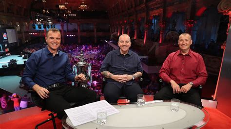 Dave Clark: Wayne Mardle pays tribute to retiring presenter of Sky ...