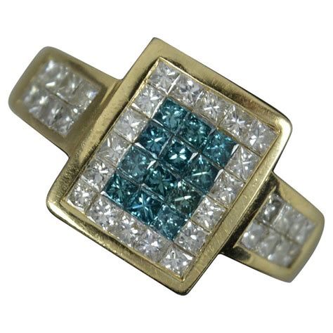 Sophia Fiori 1.00ct Blue Diamond 14ct Gold Cluster Ring at 1stDibs