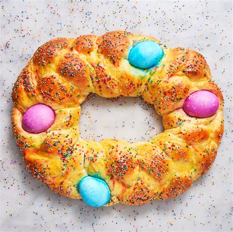 16 Easy Easter Bread Recipes — Best Easter Breads 2020