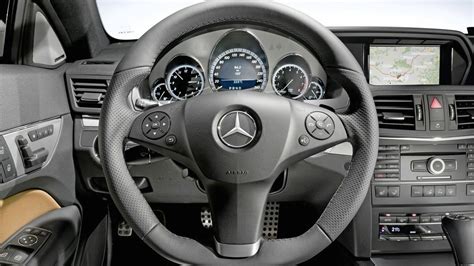 2010 Mercedes E-Class Coupe in Depth - Plus Video