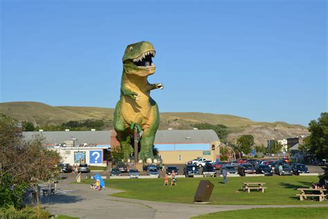 Welcome to Drumheller - Home of World's Largest Dinosaur — Steemit