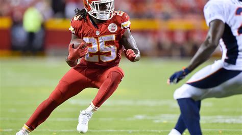 Reports: Chiefs release RB Jamaal Charles