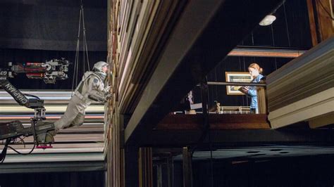 The Visually Stunning 'Tesseract' Scene in Interstellar was Filmed on a Physically Constructed ...