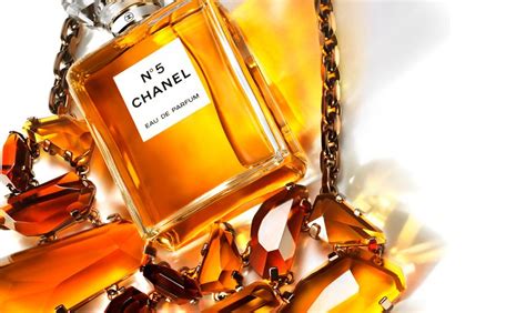 Chanel - N°5 | Chanel perfume, Chanel no 5, Chanel n° 5