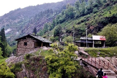 Kheerganga Trek for the First-Timers - A Complete Guide