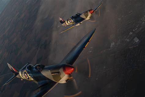 Fly In A Spitfire - Formation And Tailchase Flight Experiences