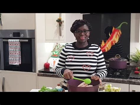 EP12: Bronya Akoko Nkwan Papa Bi (Christmas chicken soup recipe ...