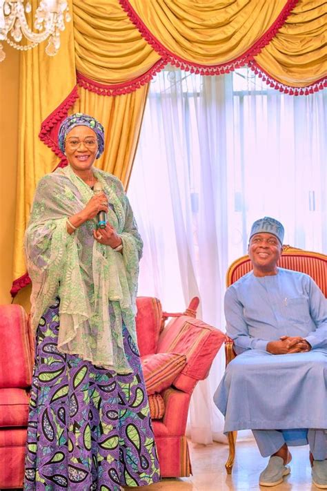 First Lady Oluremi Tinubu pays condolence visit to Saraki family ahead ...