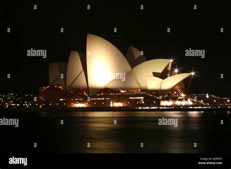 Sydney Opera House Night view Stock Photo - Alamy