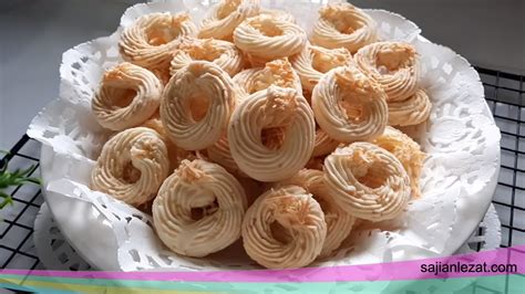 Resep Kue Sagu Keju Ekonomis Untuk Lebaran