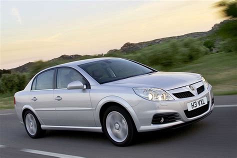 Vauxhall Vectra C 2002 - Car Review | Honest John