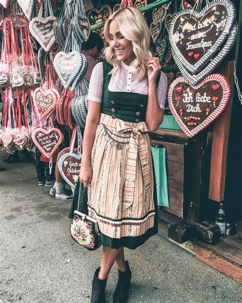 Dirndl, Lebkuchenherz, Wiesn, Oktoberfest, Fashion, Tracht, Tradition ...