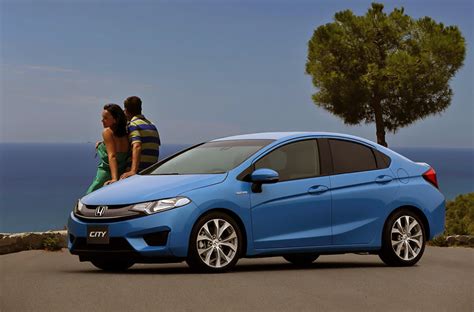 2015 Honda City looks just as futuristic as the 2014 Jazz